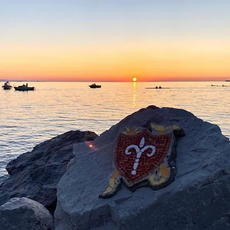 Sea Life فندق مبيت وإفطار ترييستي